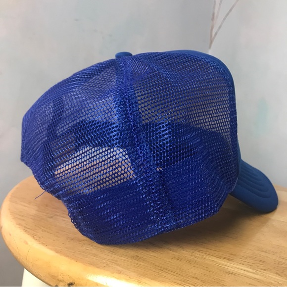 Ford Tractors SnapBack - Picture 5 of 11